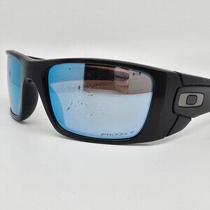 Oakley OO9096-D8 Fuel Cell Black Frame Polarized Prizm Deep Water Len Sunglasses